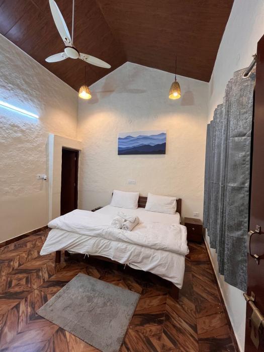 Birsani cottage room